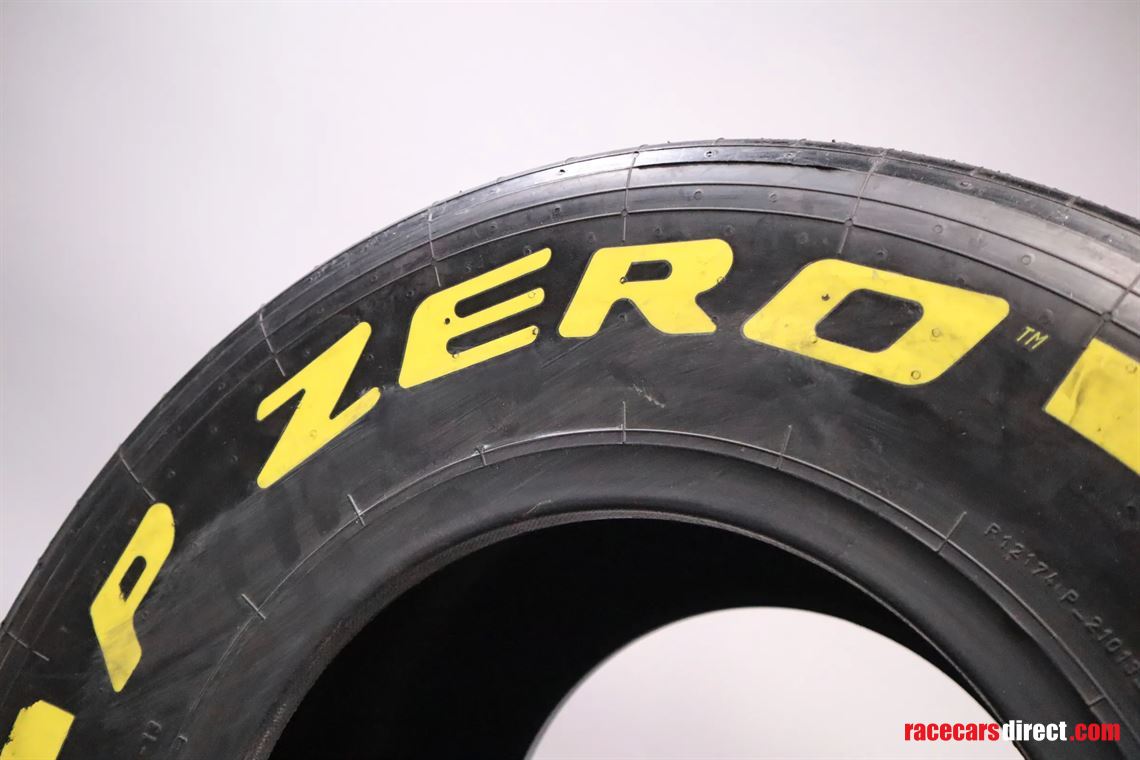 formula-1-pirelli-p-zero-yellow-tire