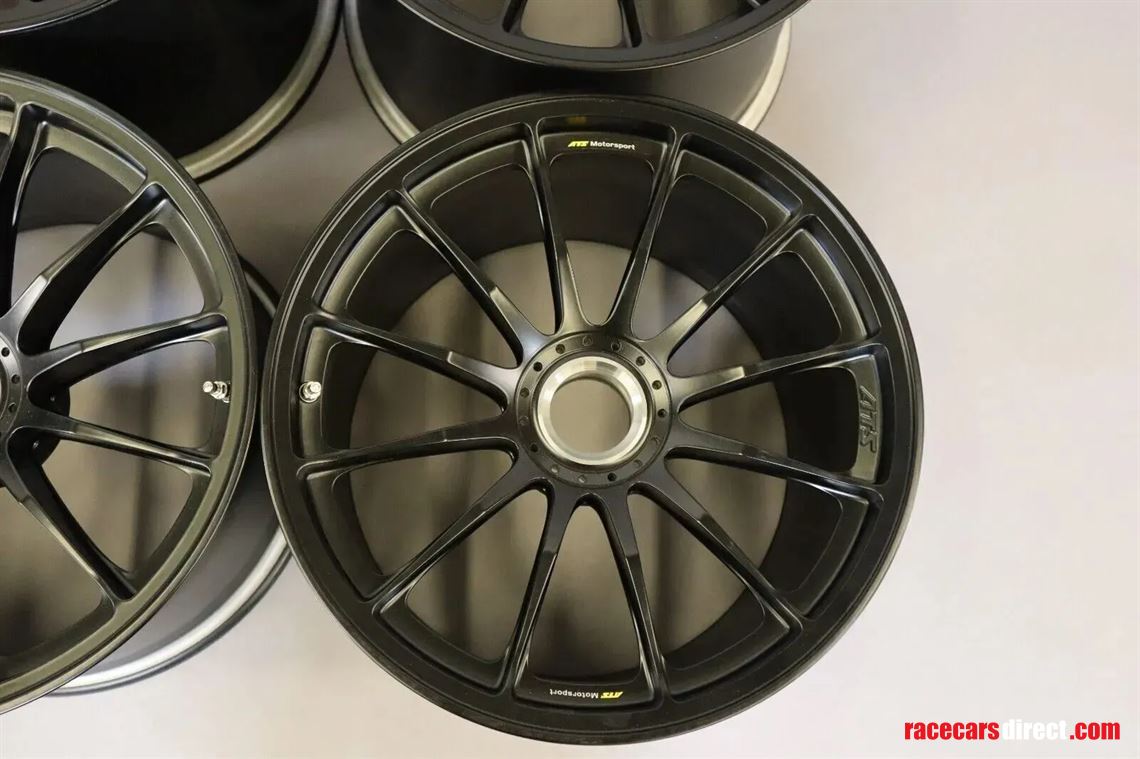 mercedes-benz-dtm-2018-rims