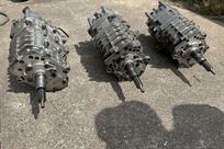 3x-bmw-e30-m3-gearboxes