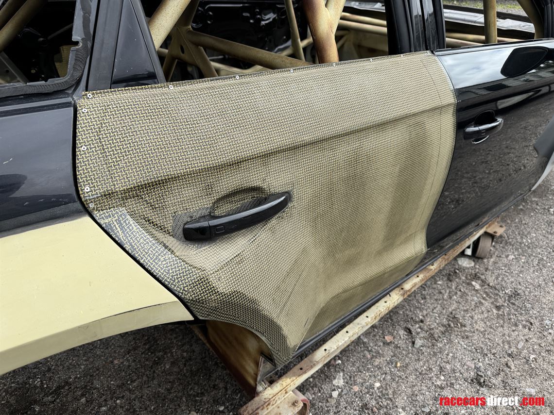 audi-s1-8x-body