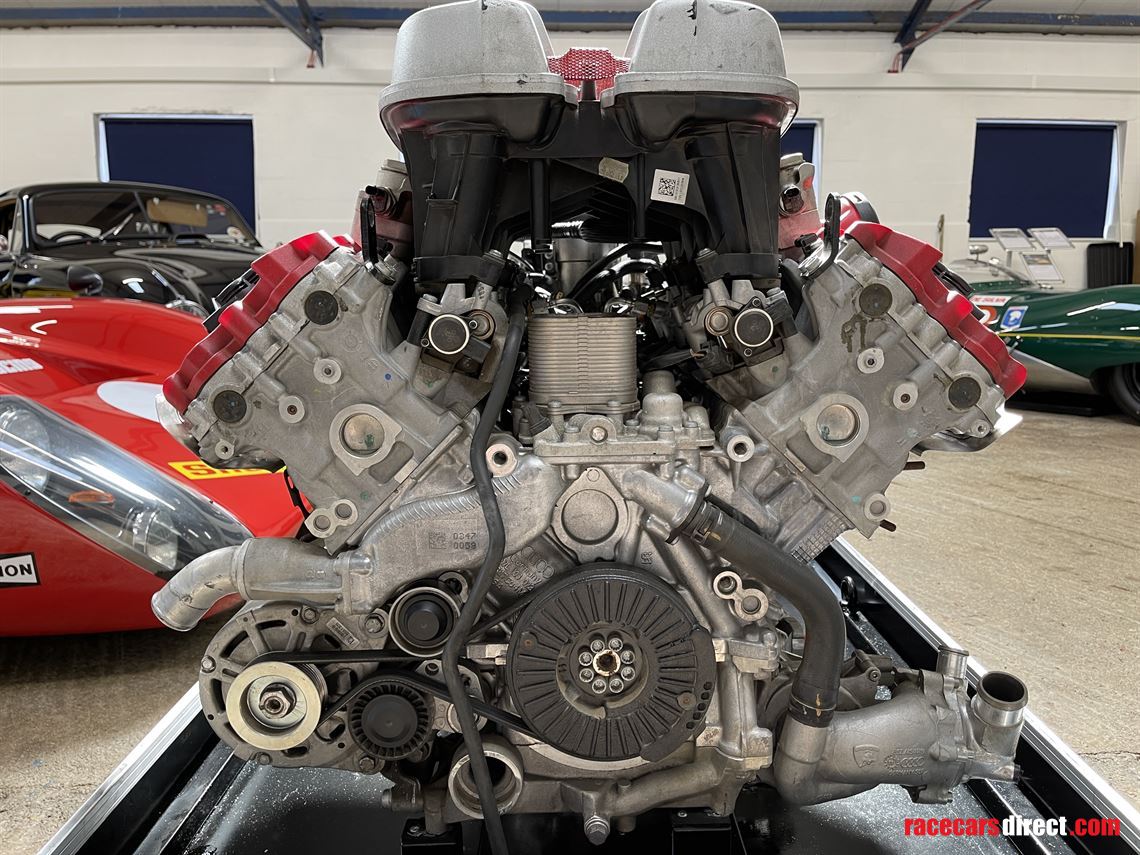 audi-r8-lmsultra-gt3-v10-race-engine
