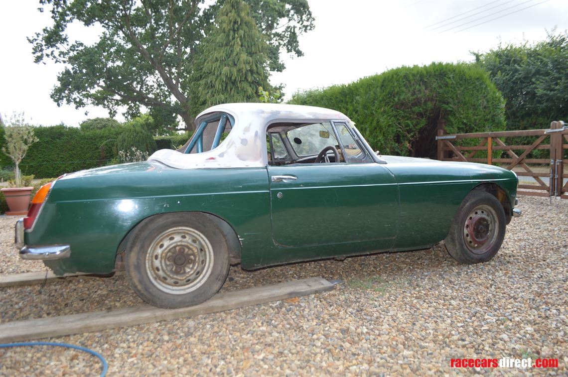 mgb-pre-66-historic-racing-restoration-projec