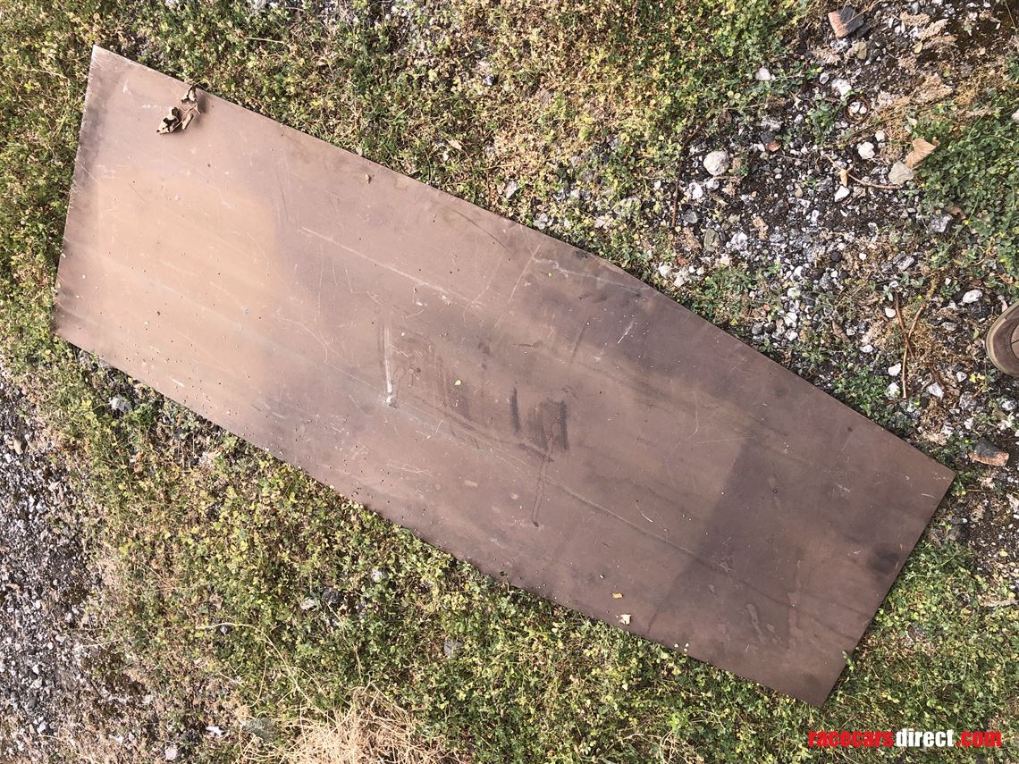 single-seater-protective-floor---composite-ma