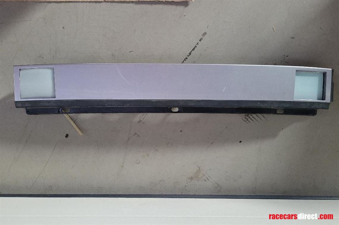 porsche-964-rear-panel