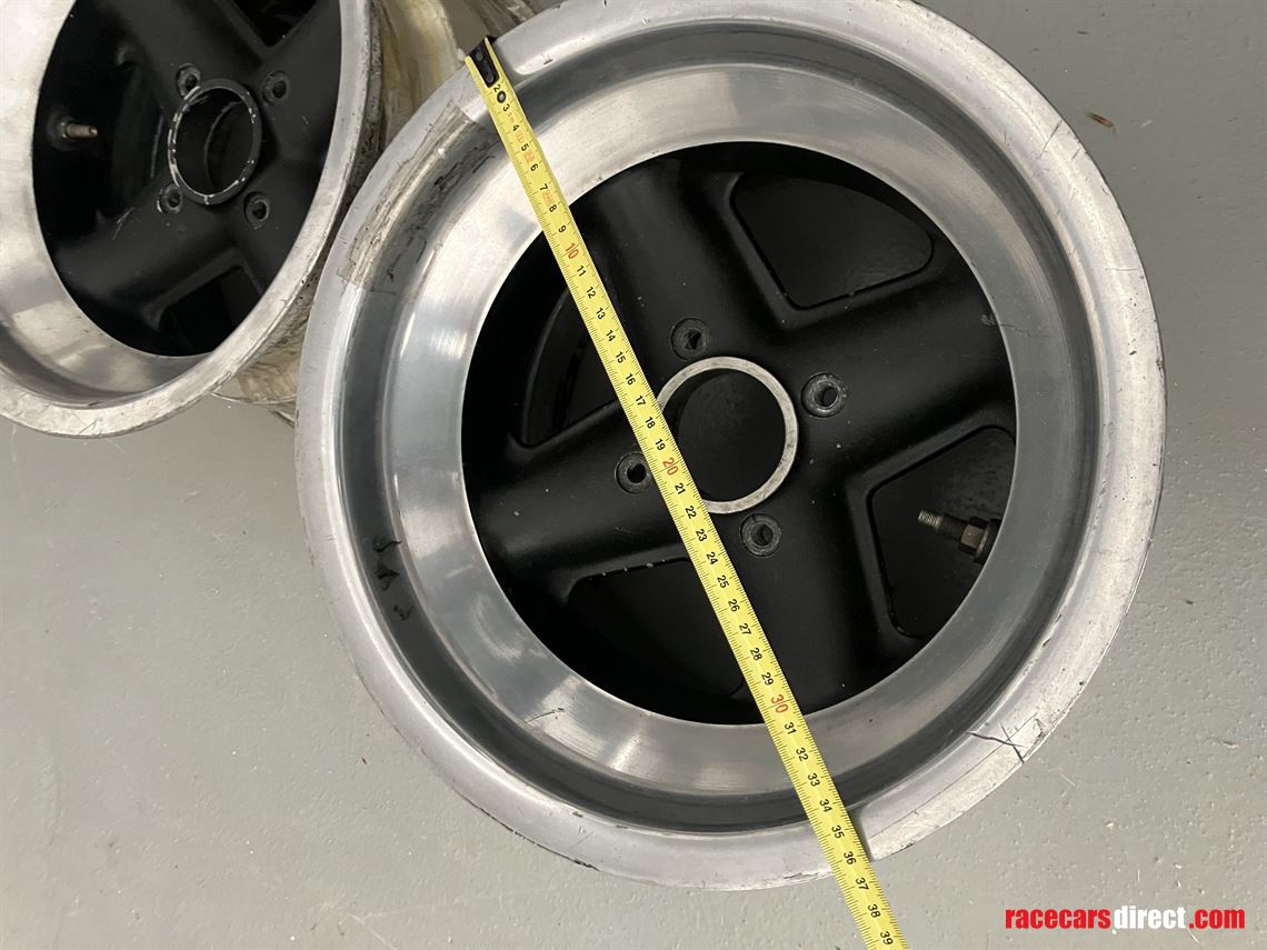 race-wheel-set