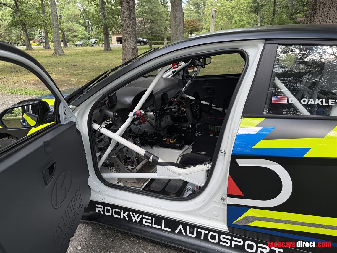 2025-hyundai-elantra-n-tcr-evo-race-car-imsa