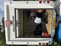 2011-ford-rollerteam-box-24