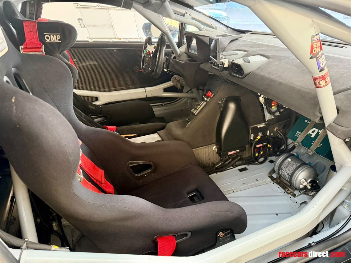 lamborghini-huracan-super-trofeo-evo