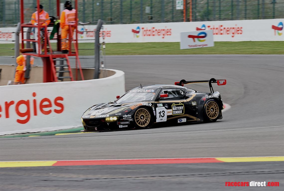 2011-lotus-evora-gte-le-mans-race-car-chassis