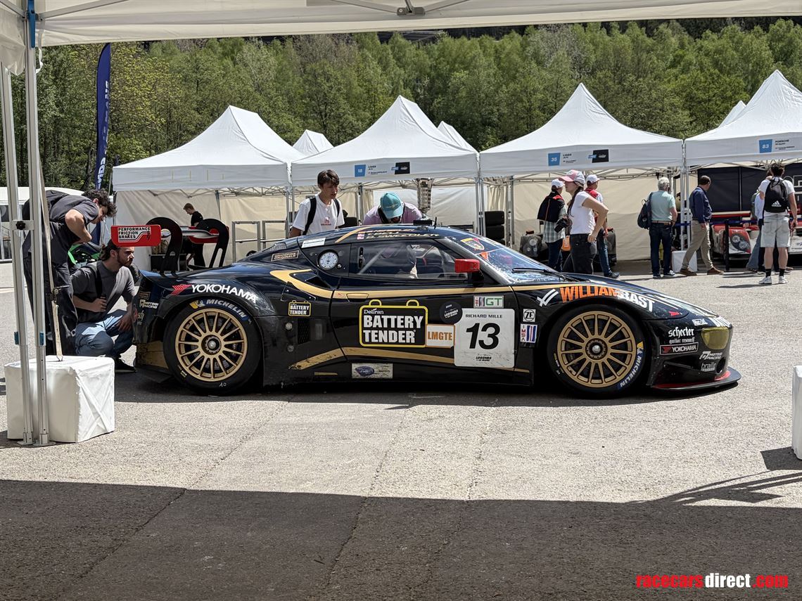 2011-lotus-evora-gte-le-mans-race-car-chassis