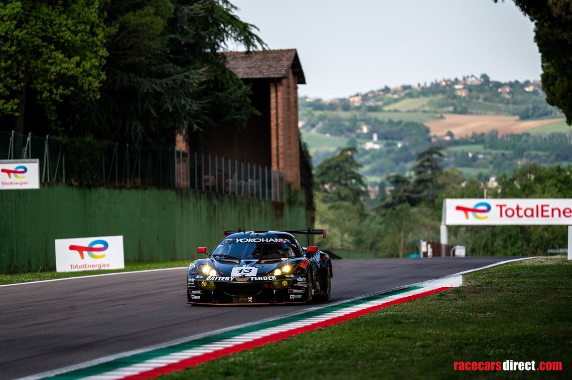 2011-lotus-evora-gte-le-mans-race-car-chassis