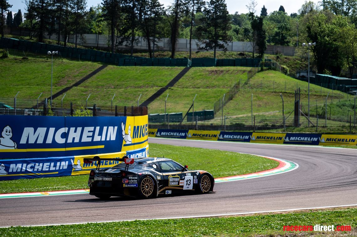 2011-lotus-evora-gte-le-mans-race-car-chassis