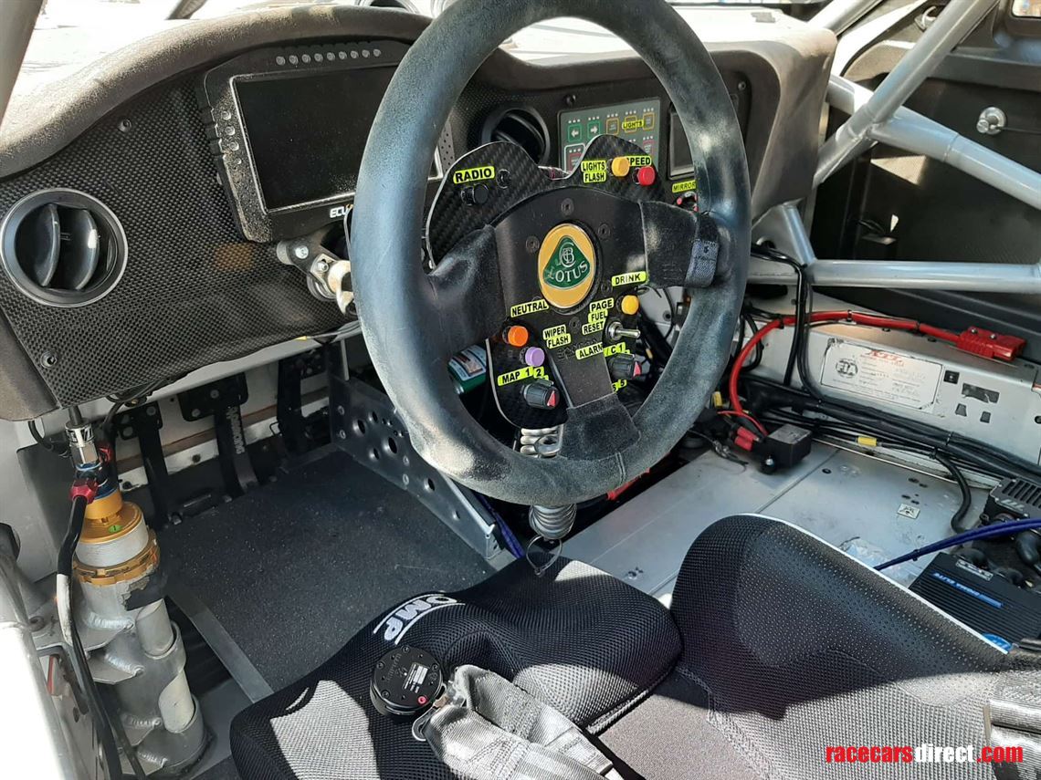 2011-lotus-evora-gte-le-mans-race-car-chassis