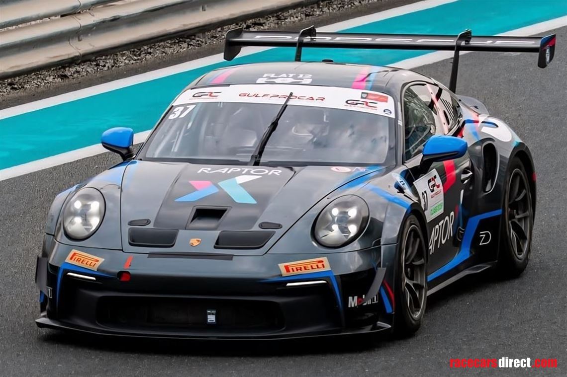 2-porsche-992-cups