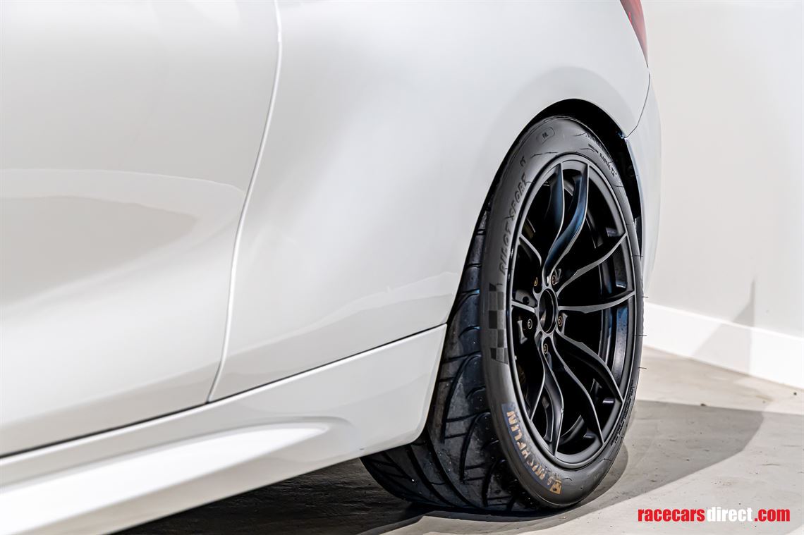 bmw-m2-cs-racing-450-hp-bmw-m-motorsport