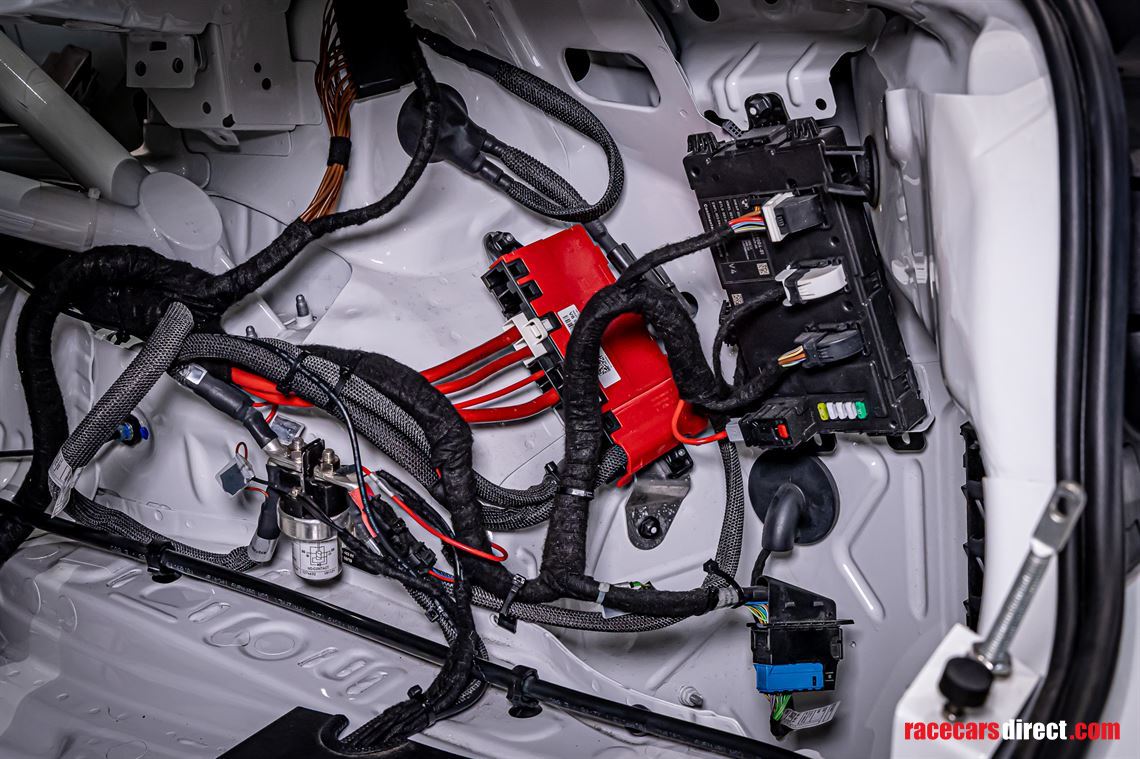 bmw-m2-cs-racing-450-hp-bmw-m-motorsport