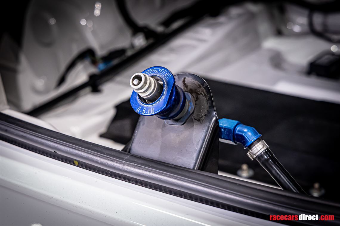 bmw-m2-cs-racing-450-hp-bmw-m-motorsport