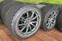 honda-civic-type-r-tcr-oz-wheels