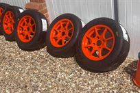 caterham-wheels-fitted-with-nova-zzrs