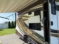 luxury-mercedes-sprinter-motorhome