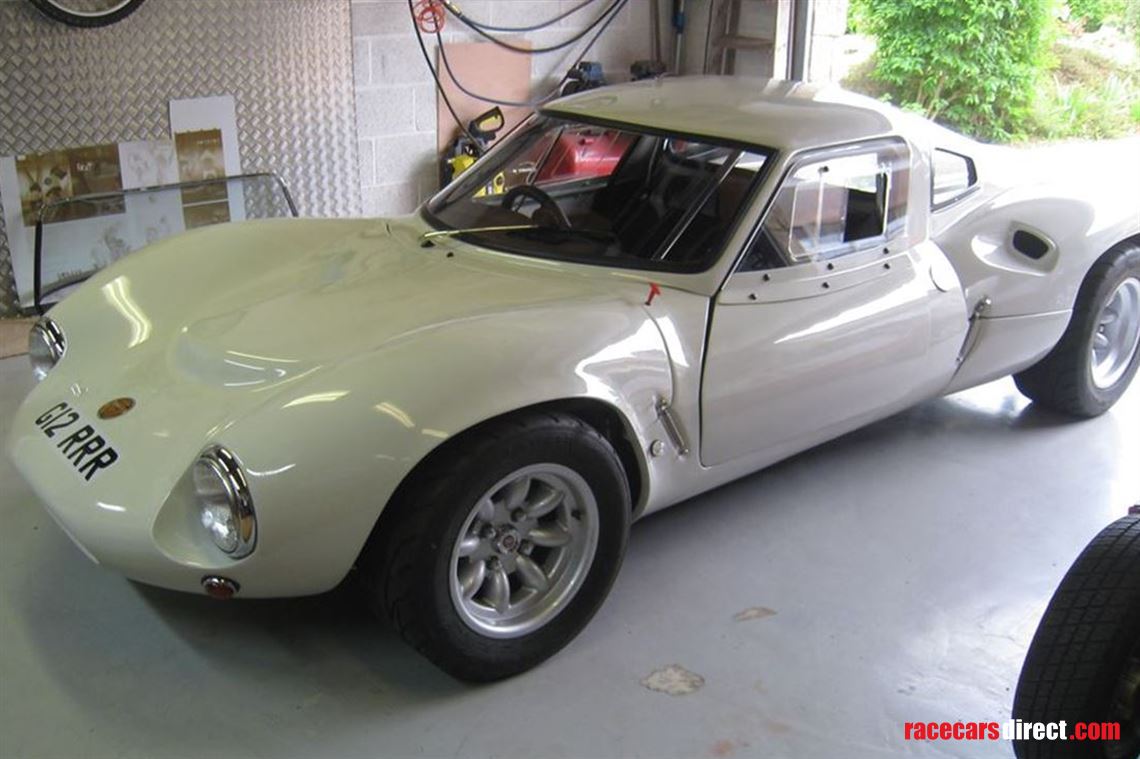 ginetta-g12