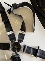 schroth-nissan-lmp1-harness-set