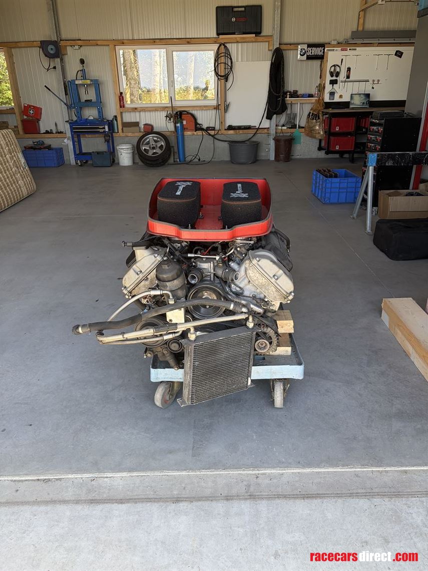 race-engine-bmw-s65b40-with-6mt-gearbox