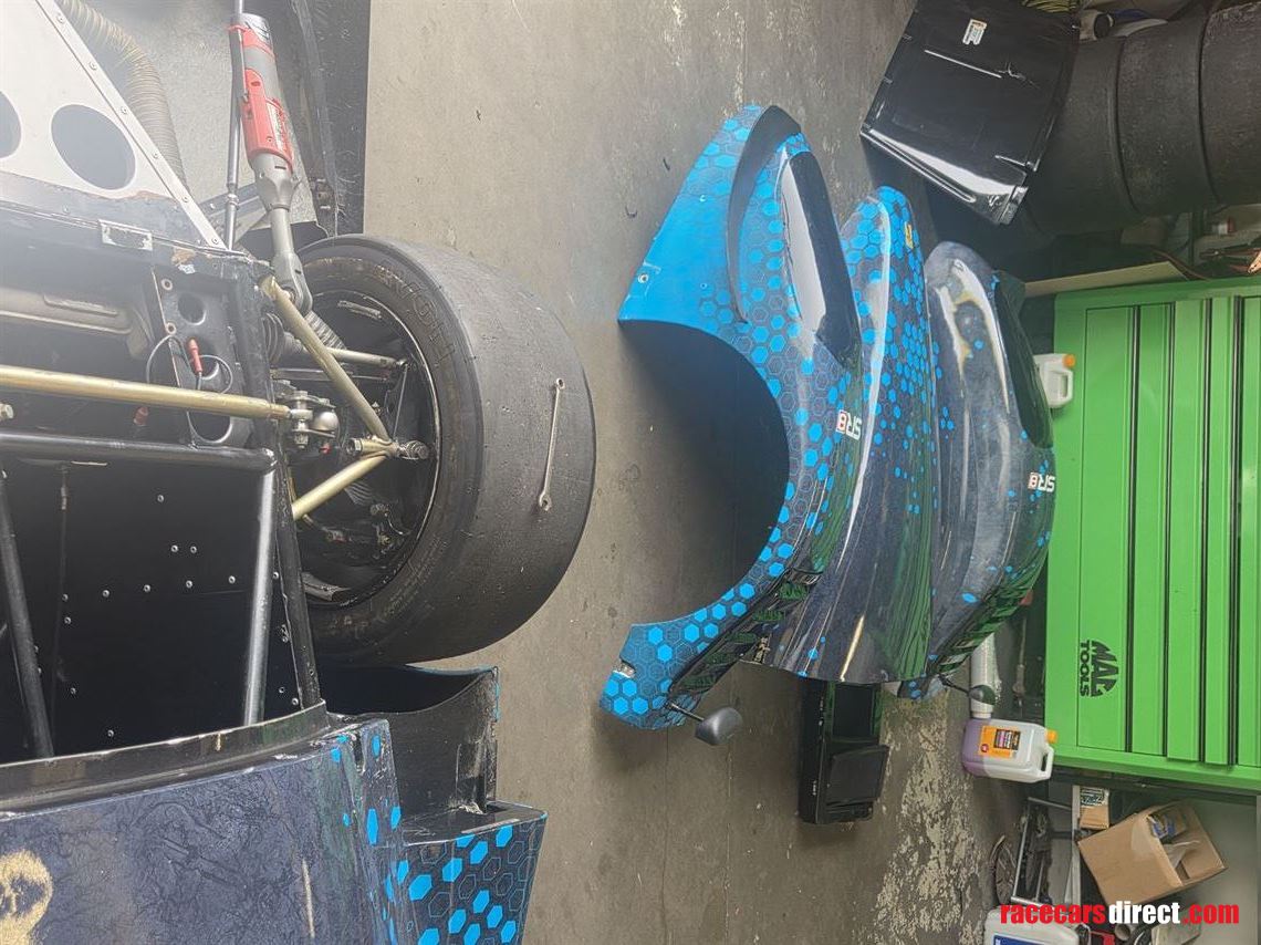 radical-sr8-28-v8-2008-breaking-for-parts