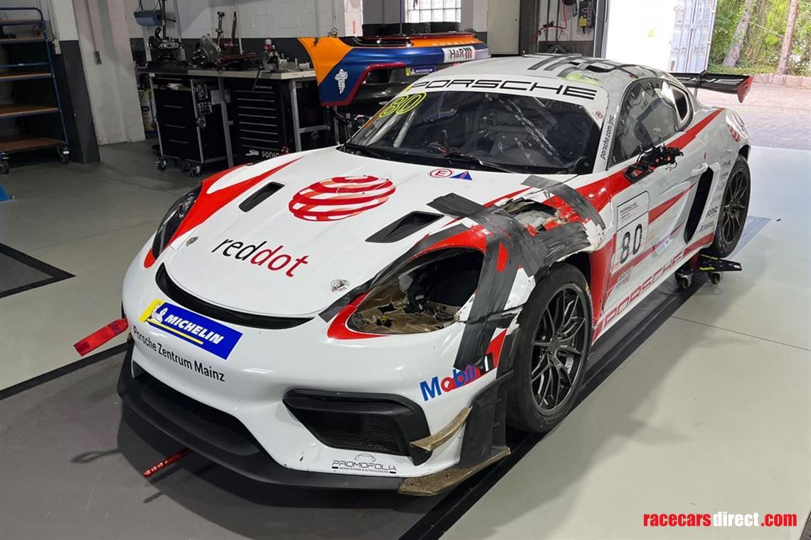 porsche-cayman-gt4-rs-clubposrt-718
