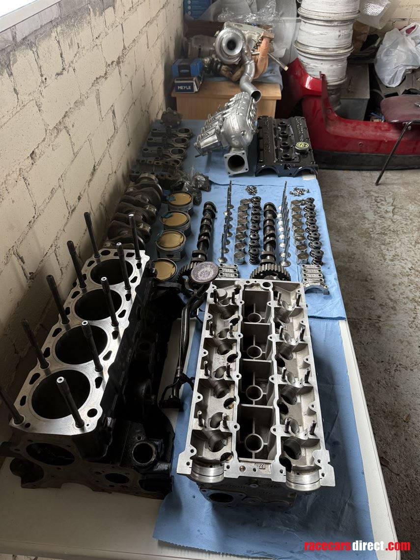 ford-cosworth-yb-race-engine