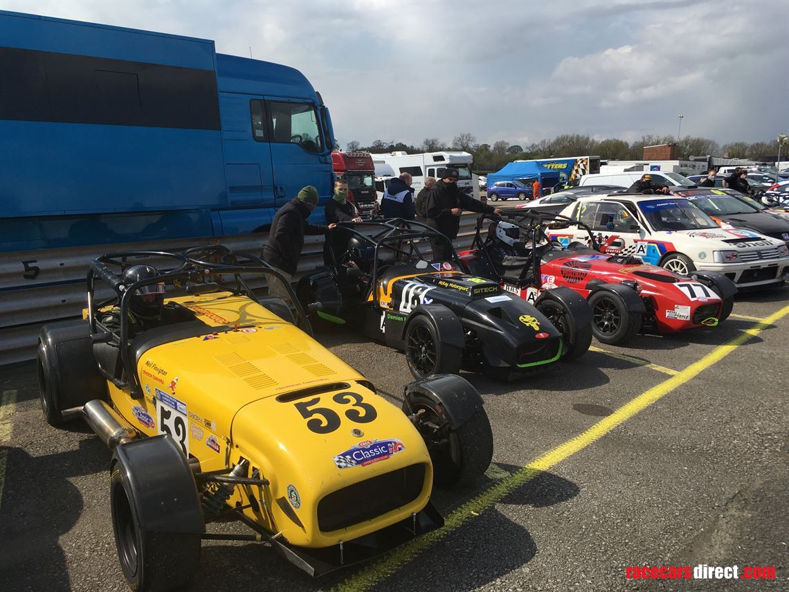 caterham-special-edition-r400-sv-race-car