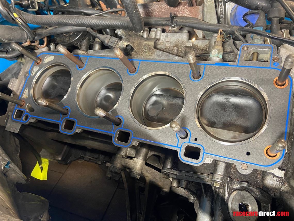 porsche-944-turbo-951