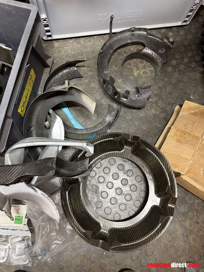 box-of-f1-brake-ducts