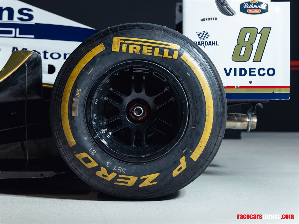 gp2-dallara-mecachrome-v8-full-running-car