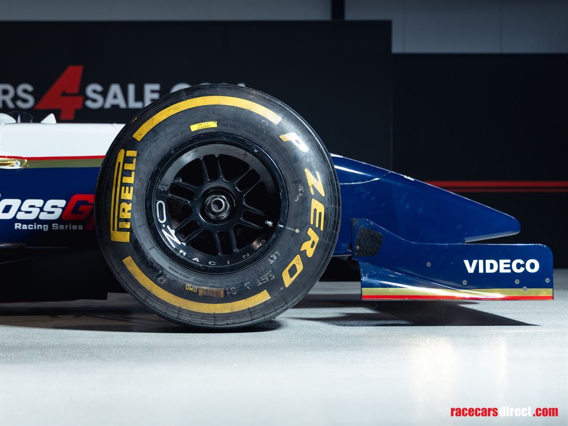 gp2-dallara-mecachrome-v8-full-running-car