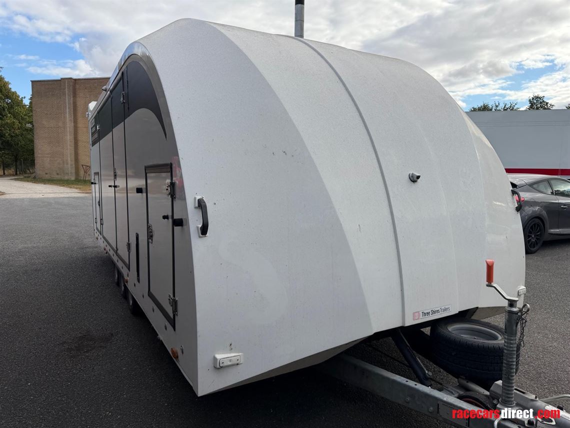 brian-james-race-transporter-6