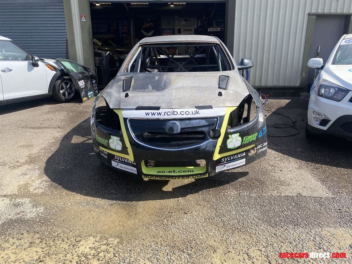 ex-btcc-vauxhall