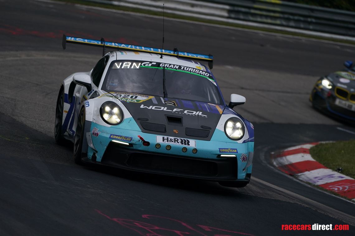 porsche-gt3-992-cup-with-biofibre