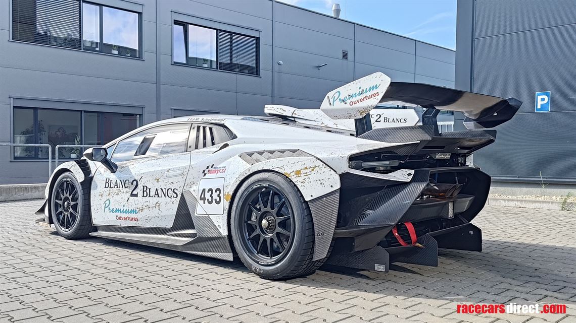 lamborghini-huracan-super-trofeo-evo2