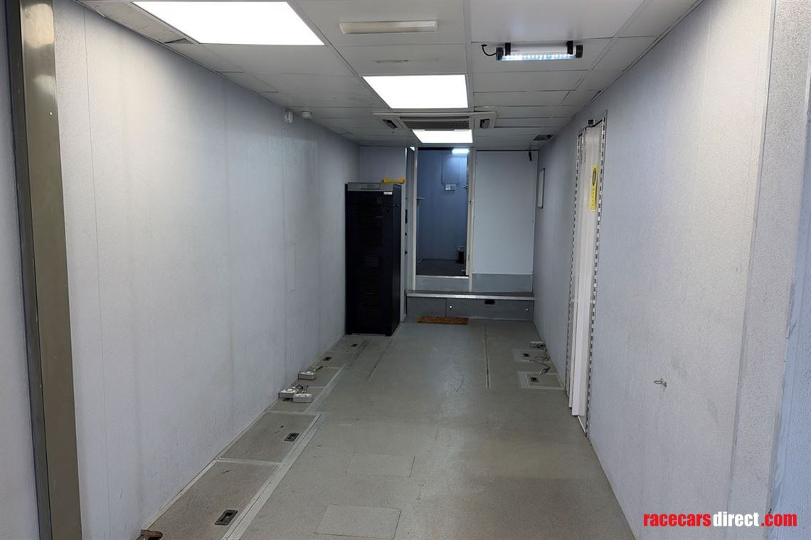 double-deck-hospitality-production-trailer