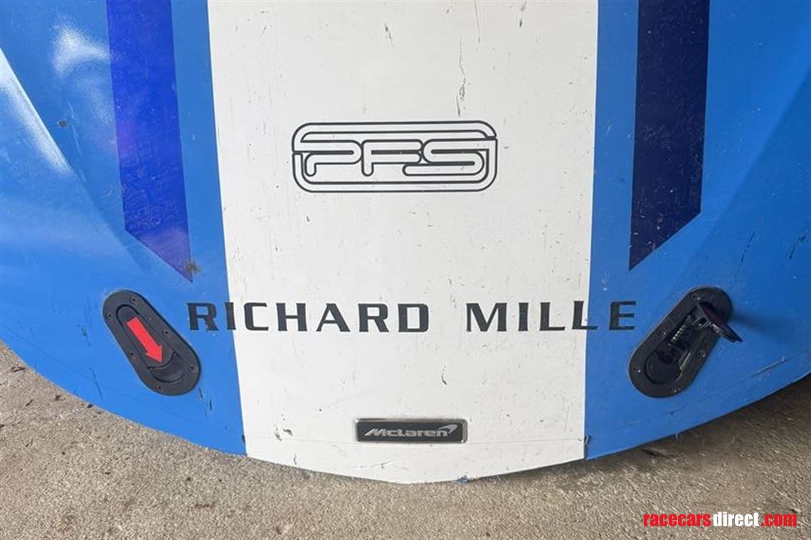 mcclaren-720s-gt3-evo-race-used-carbon-fiber