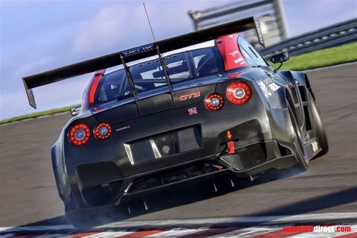 gt3-nismo-rear-tow-bracket