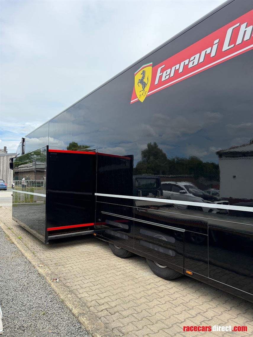 low-bed-racetrailer