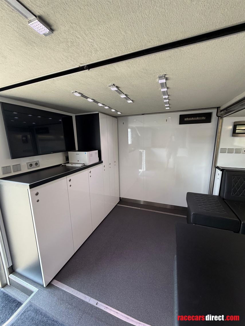 low-bed-racetrailer