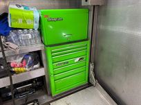 2-car-race-transporter-with-large-living-area