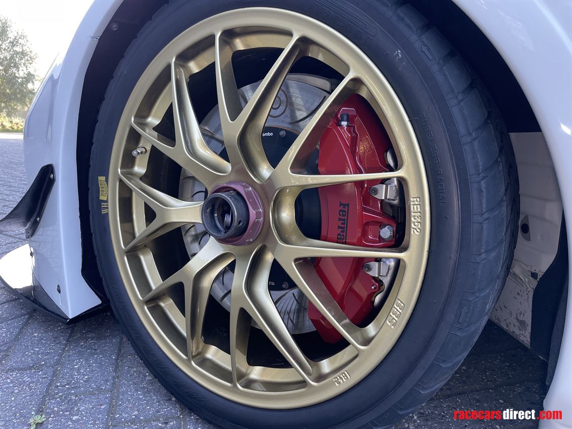 ferrari-458-challenge-wheels