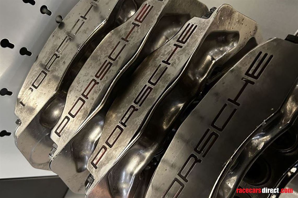porsche-motorsports-991718981-brake-calipers