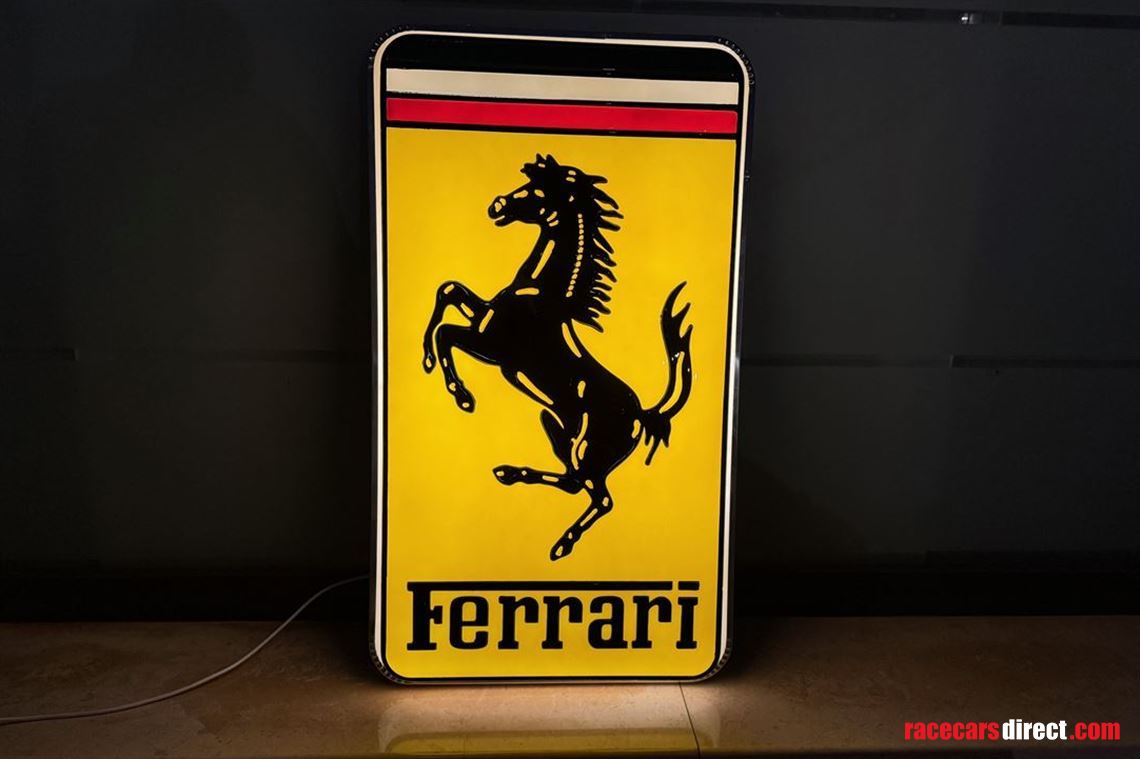 illuminated-sign-ferrari