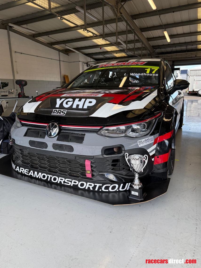 golf-gti-clubsport-2021-endurance-car