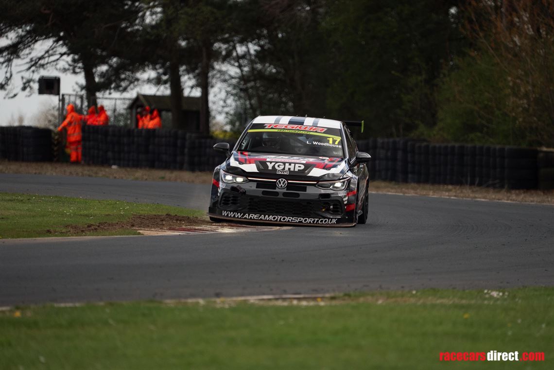 golf-gti-clubsport-2021-endurance-car